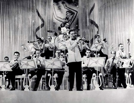 Duke Ellington Orchestra. Duke Ellington est